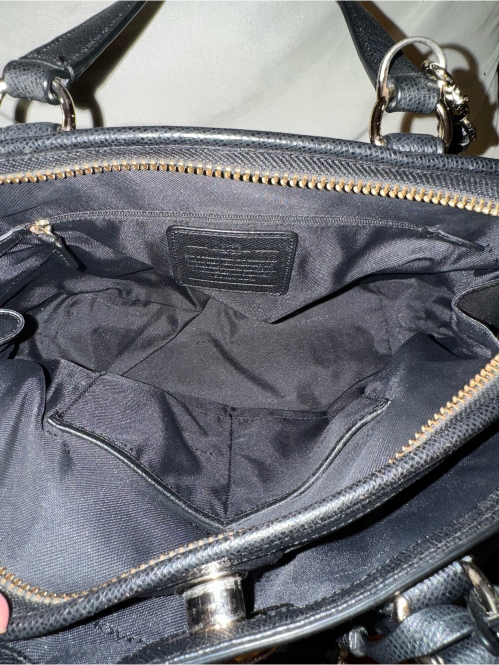 Coach satchel - Picture 6 of 8